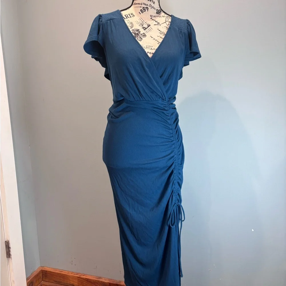 Betsey Johnson Blue Midi Dress Ruched Slit V Neck Flutter Sleeve Size Medium